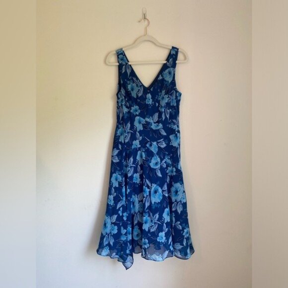 Evan Picone Fit & Flare Blue Floral Sleeveless Midi Dress Size 14P - Picture 3 of 10